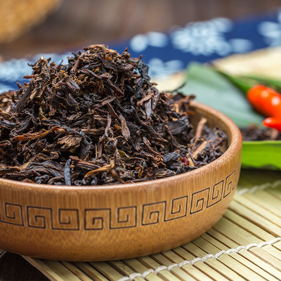 下饭腌菜即食香辣酱菜咸菜罐装酱